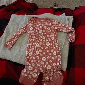 Carters newborn outfit